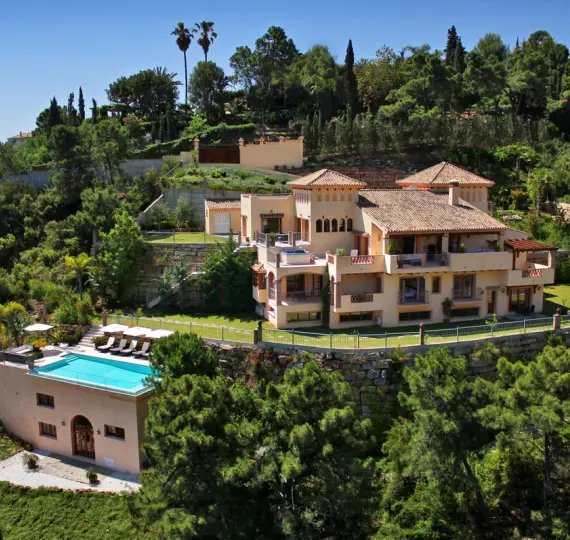 Краткосрочная аренда  отдельно стоящей виллы в El Madroñal