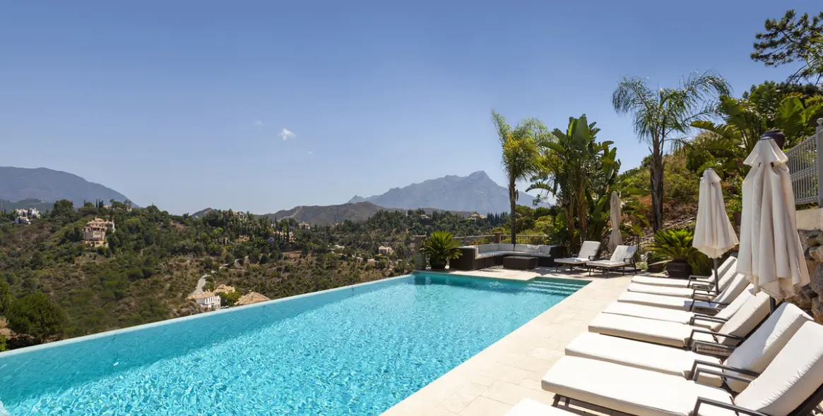 Short-term rent of detached villa in El Madroñal 2