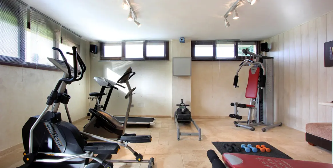 Short-term rent of detached villa in El Madroñal 18