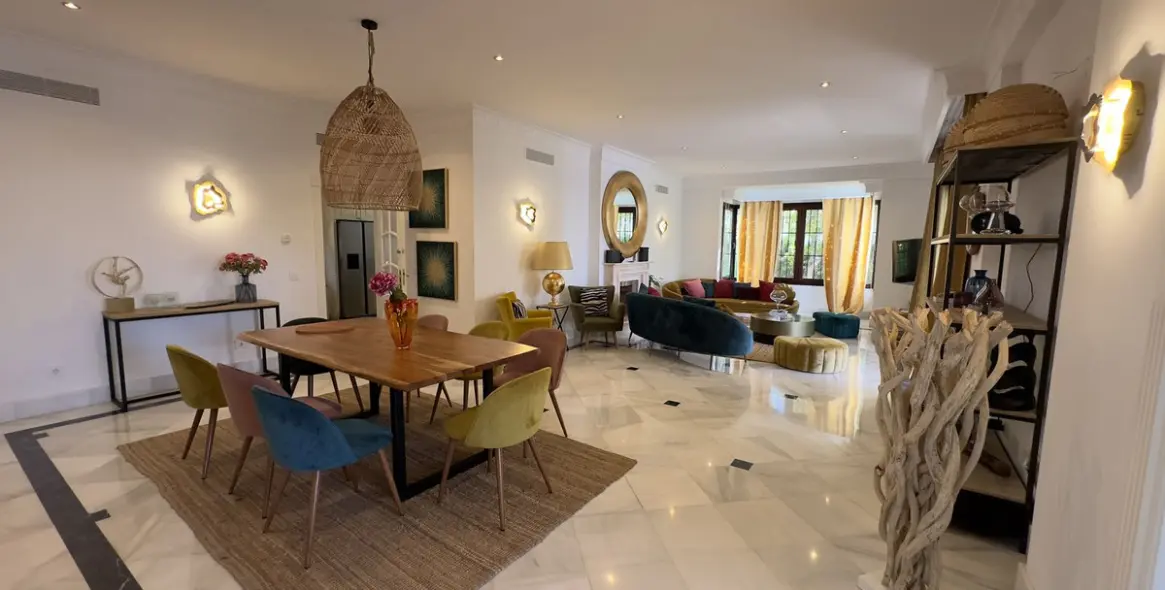 Краткосрочная аренда  отдельно стоящей виллы в Las Chapas 10