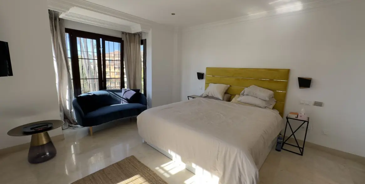 Краткосрочная аренда  отдельно стоящей виллы в Las Chapas 17