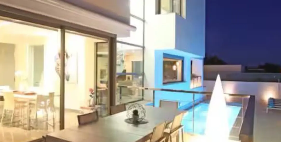 Long-term rent of detached villa in Marbella 4