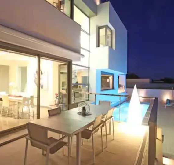 Long-term rent of detached villa in Marbella