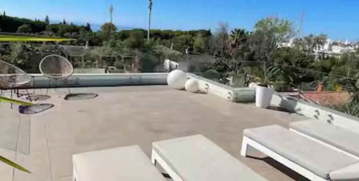 Долгосрочная аренда  отдельно стоящей виллы в Marbella 31