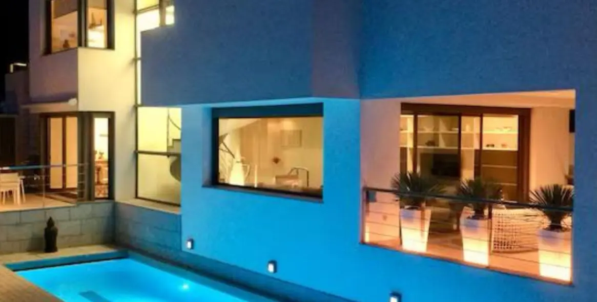 Долгосрочная аренда  отдельно стоящей виллы в Marbella 36