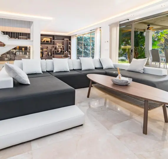 Short-term rent of detached villa in Río Real