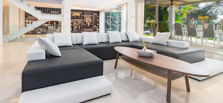 Short-term rent of detached villa in Río Real 0