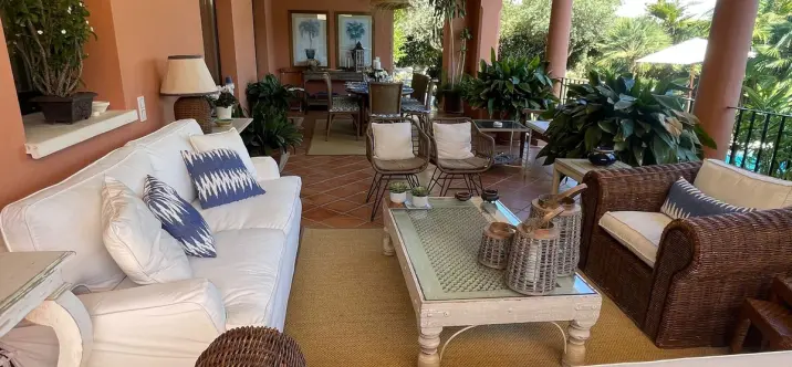 Short-term rent of detached villa in Nagüeles 3