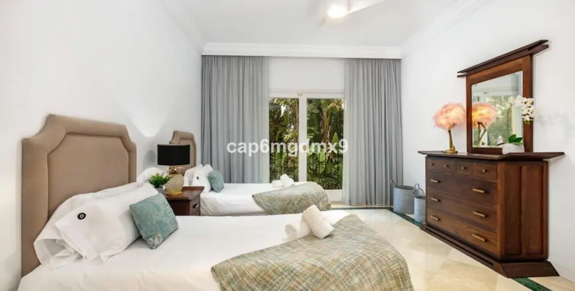 Long-term rent of detached villa in Nueva Andalucía 10