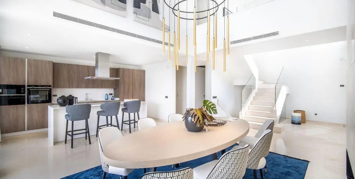 Long-term rent of detached villa in Nueva Andalucía 16