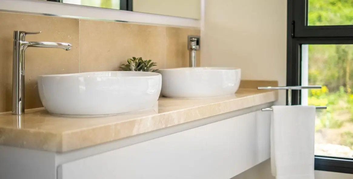 Long-term rent of detached villa in Nueva Andalucía 17