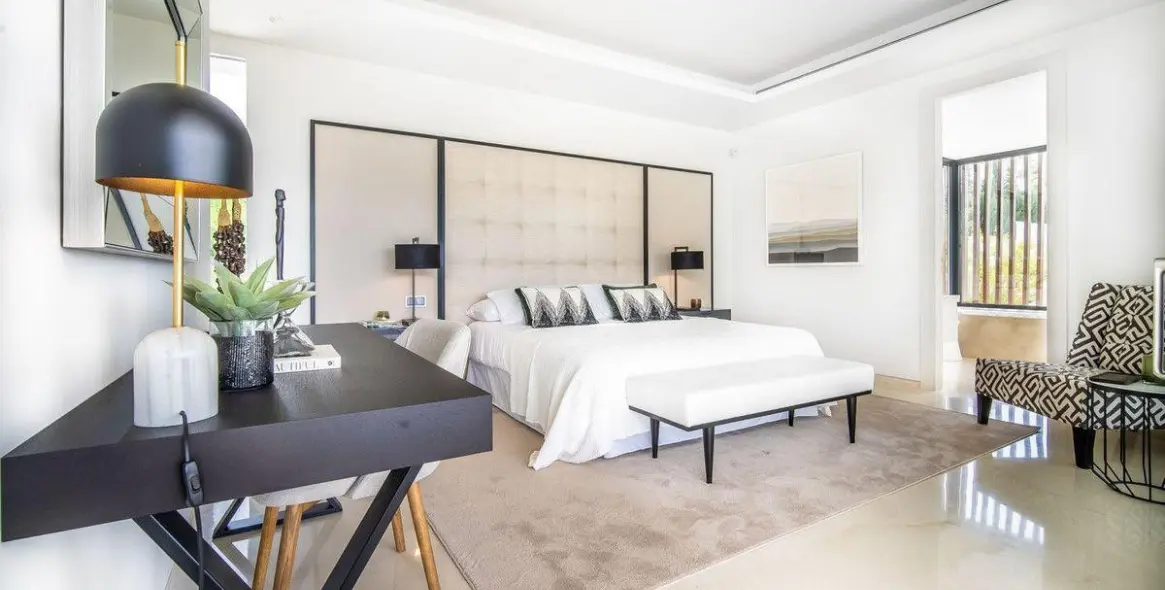 Long-term rent of detached villa in Nueva Andalucía 19