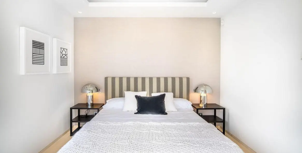 Long-term rent of detached villa in Nueva Andalucía 20