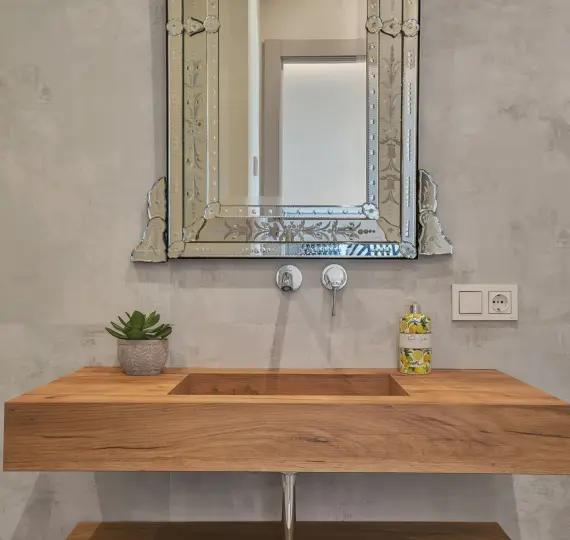 Short-term rent of detached villa in Marbella