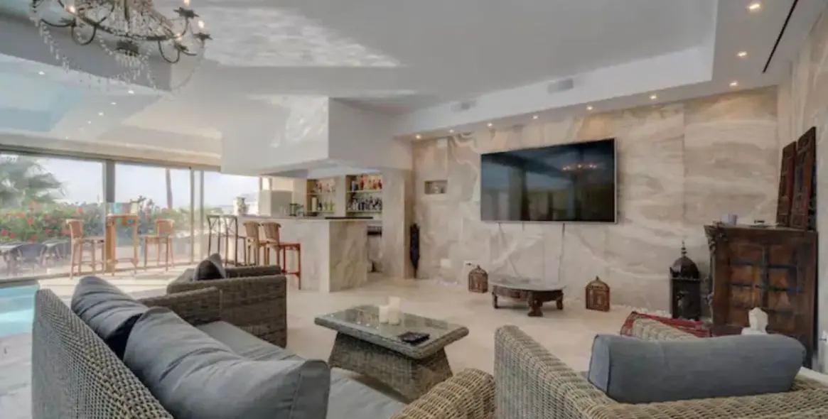 Alquiler a corto plazo de villa independiente en Benahavís 10