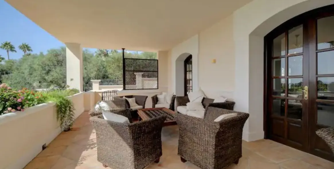 Краткосрочная аренда  отдельно стоящей виллы в Benahavís 21