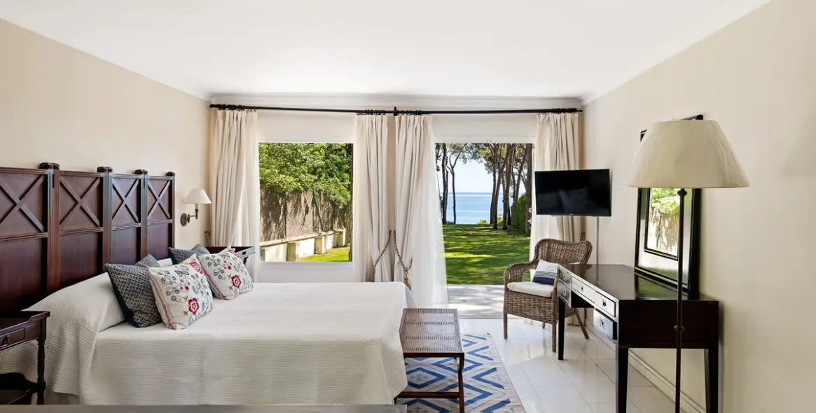 Краткосрочная аренда  отдельно стоящей виллы в The Golden Mile 4