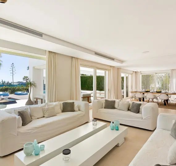 Краткосрочная аренда  отдельно стоящей виллы в The Golden Mile