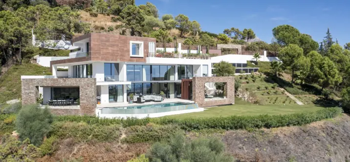 Short-term rent of detached villa in El Madroñal 0