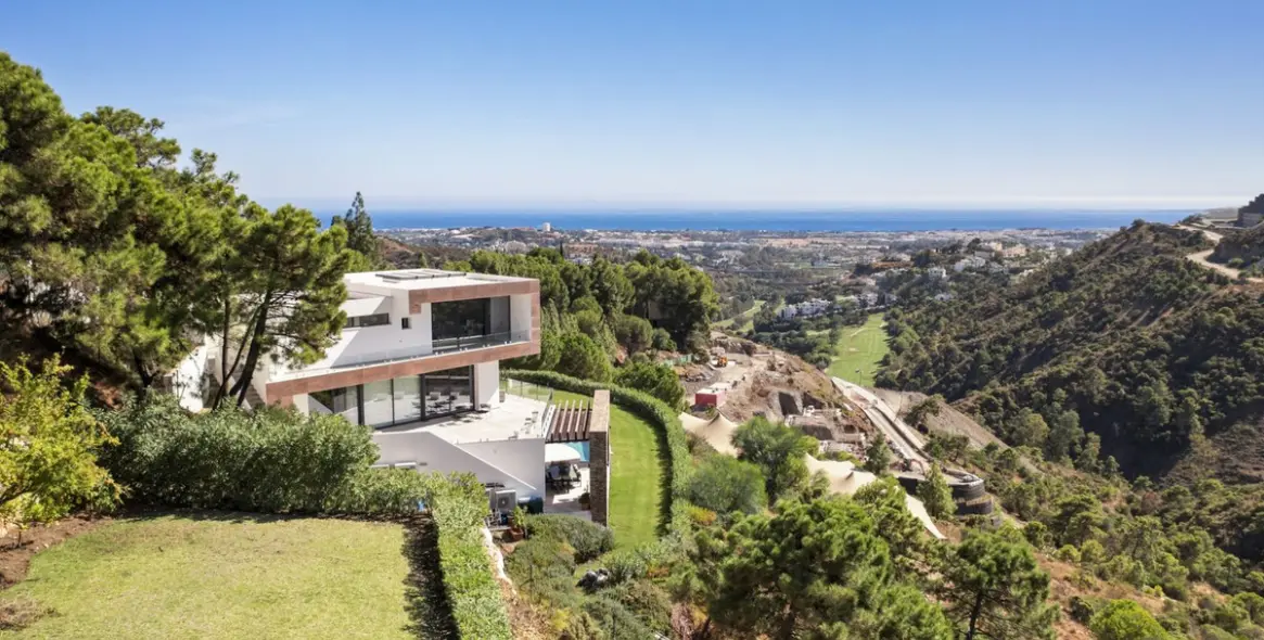 Short-term rent of detached villa in El Madroñal 5