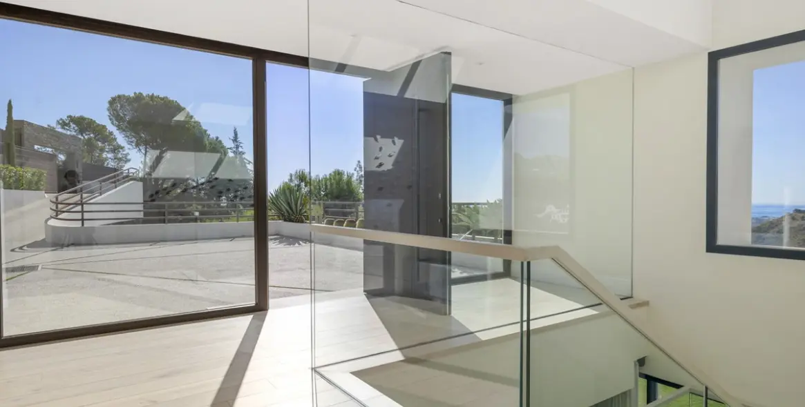 Short-term rent of detached villa in El Madroñal 12