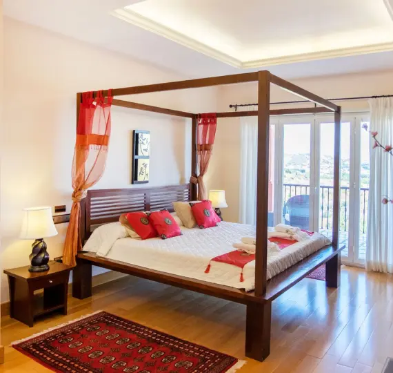 Краткосрочная аренда  отдельно стоящей виллы в Río Real