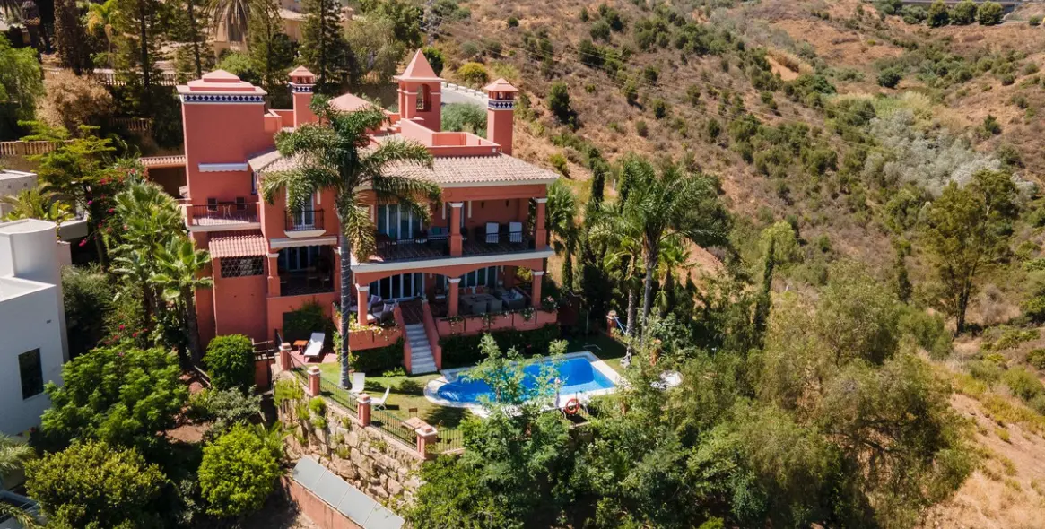 Краткосрочная аренда  отдельно стоящей виллы в Río Real 11