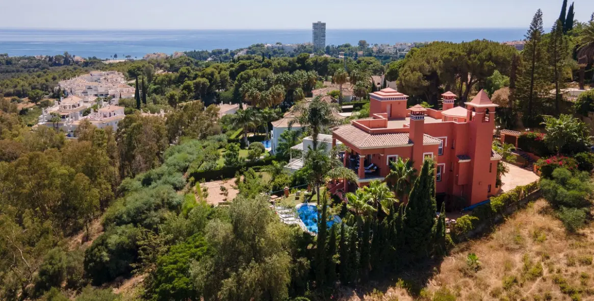 Краткосрочная аренда  отдельно стоящей виллы в Río Real 14