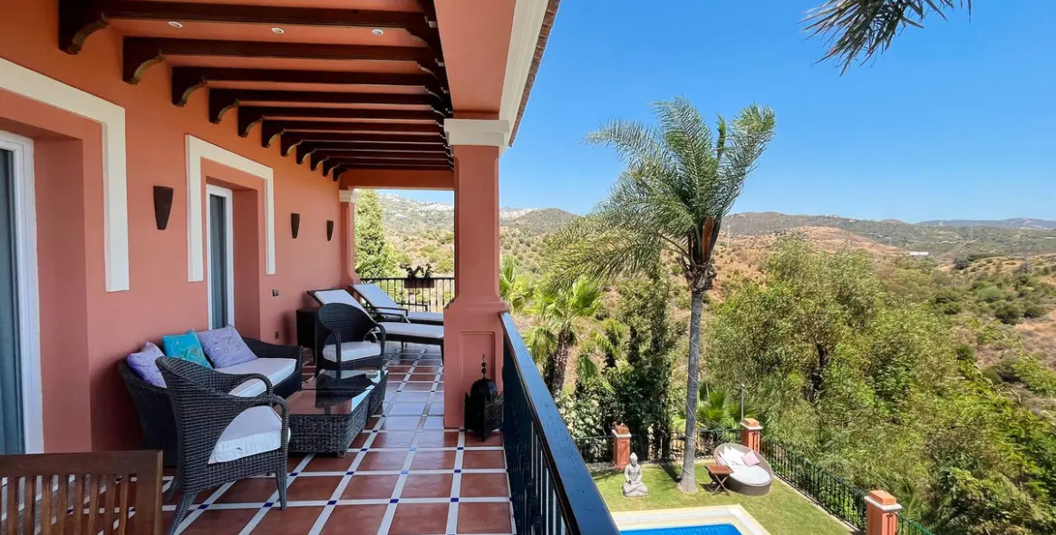 Alquiler a corto plazo de villa independiente en Río Real 29