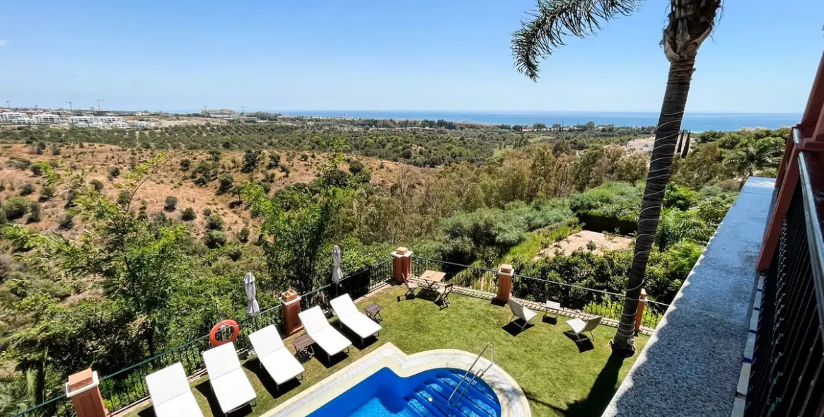 Alquiler a corto plazo de villa independiente en Río Real 31