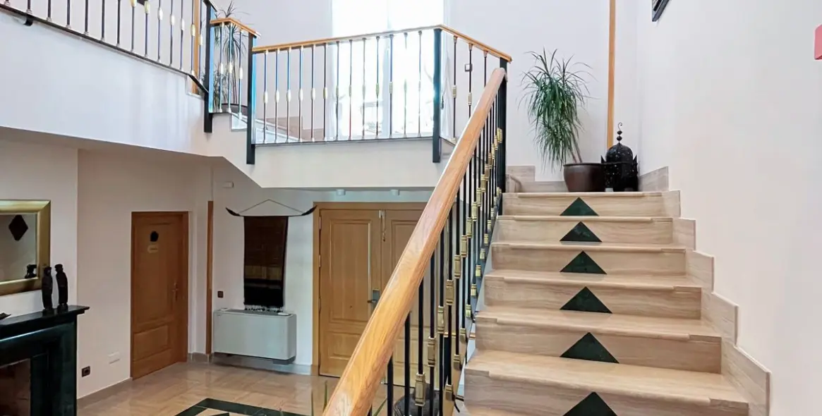 Alquiler a corto plazo de villa independiente en Río Real 36