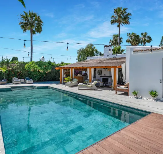 Краткосрочная аренда  отдельно стоящей виллы в Guadalmina Alta