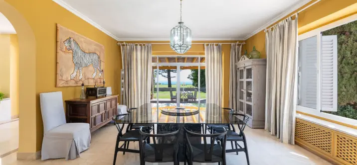 Short-term rent of detached villa in Guadalmina Baja 4