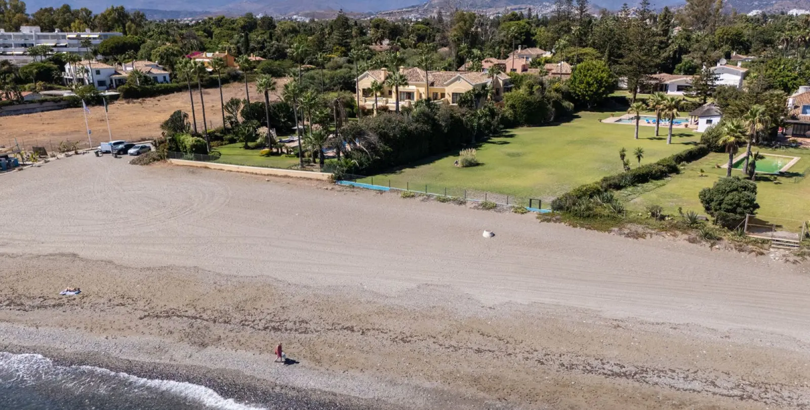 Alquiler a corto plazo de villa independiente en Guadalmina Baja 48
