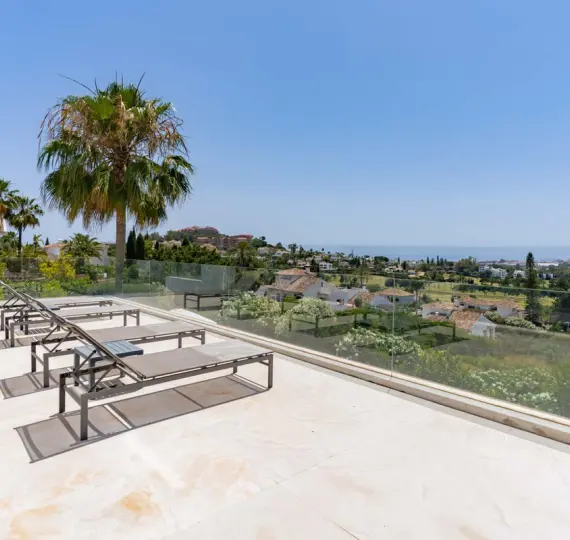 Краткосрочная аренда  отдельно стоящей виллы в Nueva Andalucía