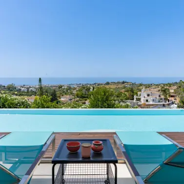 Alquiler a corto plazo de villa independiente en Nueva Andalucía