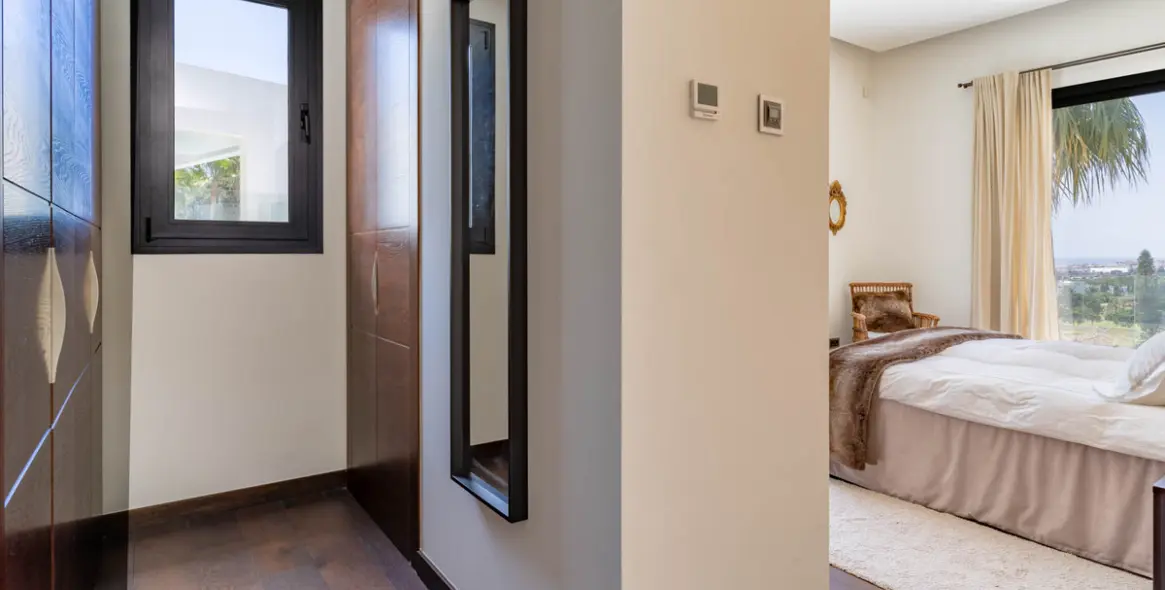 Краткосрочная аренда  отдельно стоящей виллы в Nueva Andalucía 15