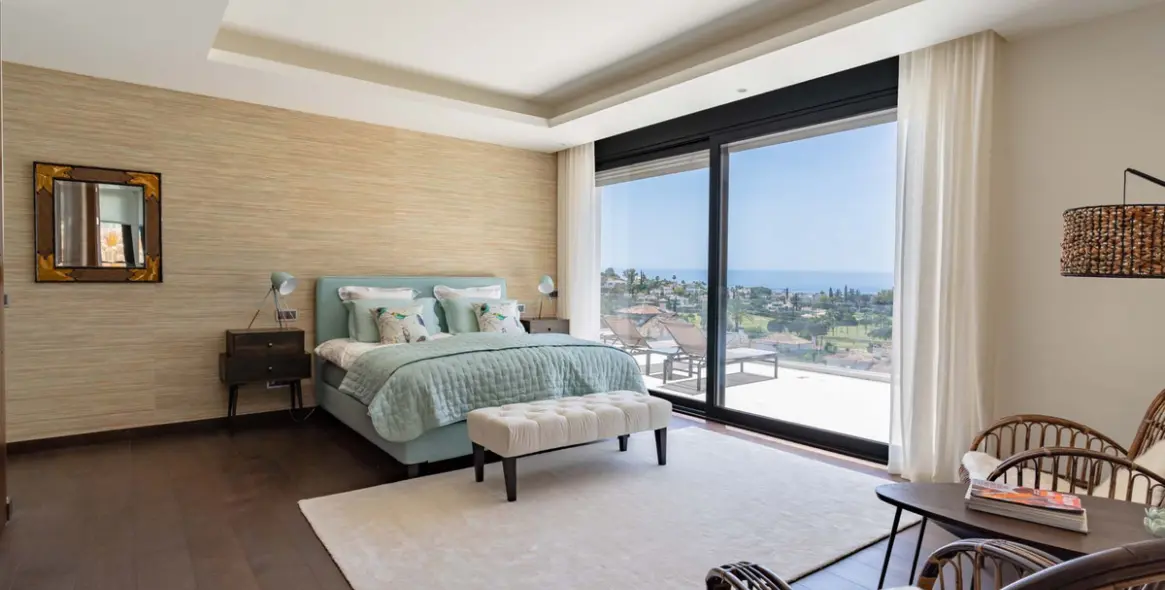 Краткосрочная аренда  отдельно стоящей виллы в Nueva Andalucía 20