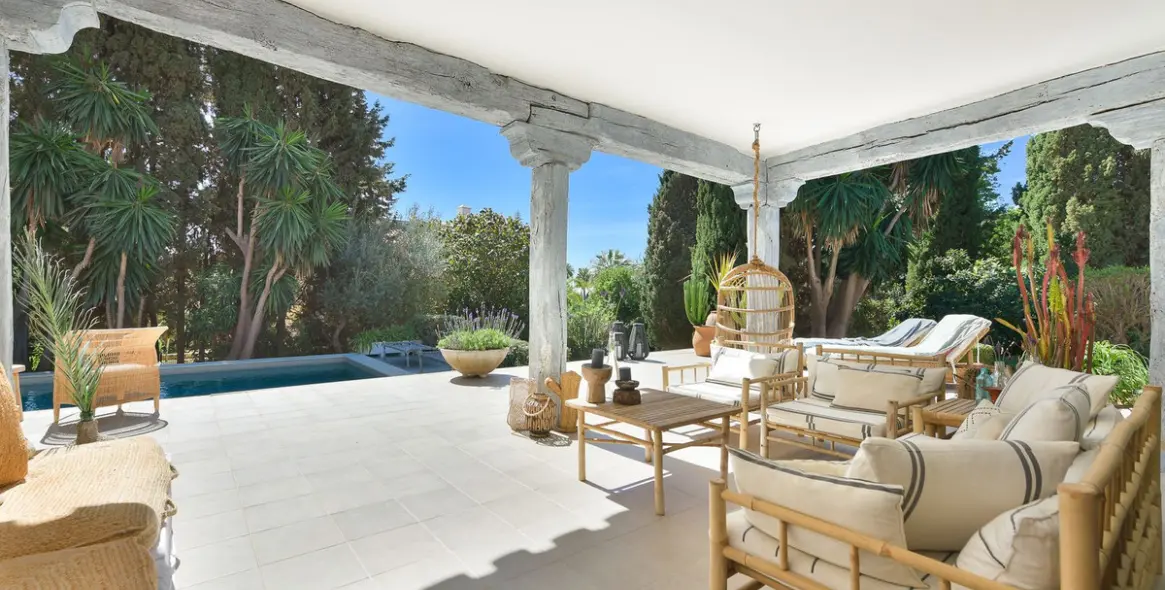 Продажа  отдельно стоящей виллы в Hacienda Las Chapas 33