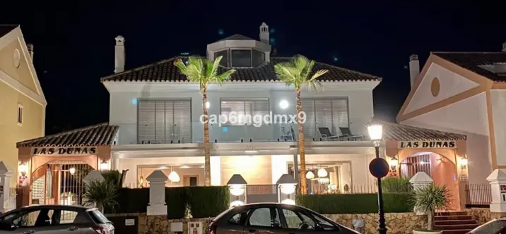 Краткосрочная аренда дома на две семьи в Bahía de Marbella 2