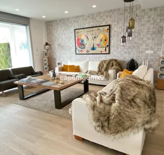 Краткосрочная аренда дома на две семьи в Bahía de Marbella