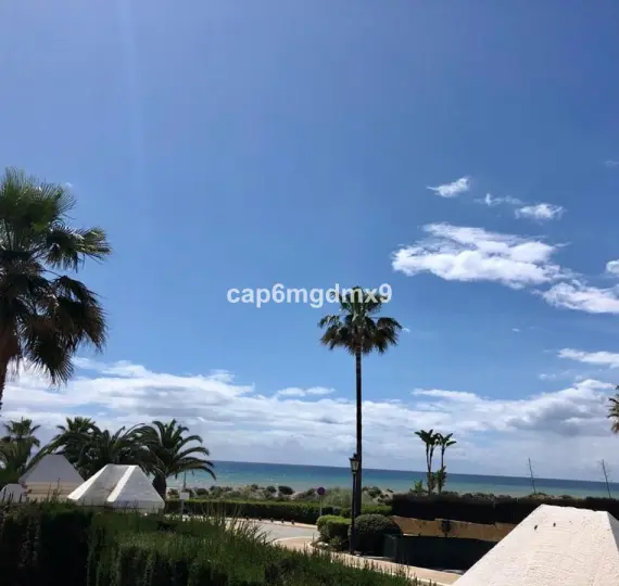 Краткосрочная аренда дома на две семьи в Bahía de Marbella