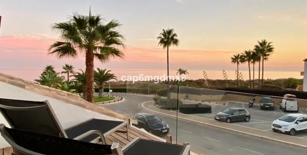 Short-term rent of semi-detached house in Bahía de Marbella 6