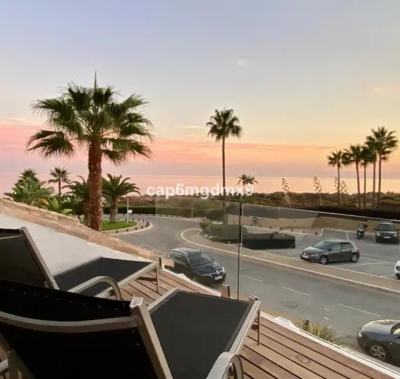 Краткосрочная аренда дома на две семьи в Bahía de Marbella