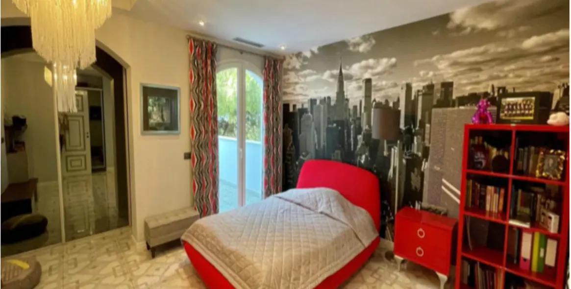 Short-term rent of detached villa in Marbella 13