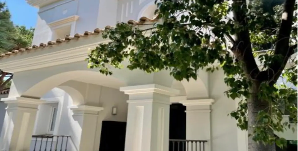 Short-term rent of detached villa in Marbella 2