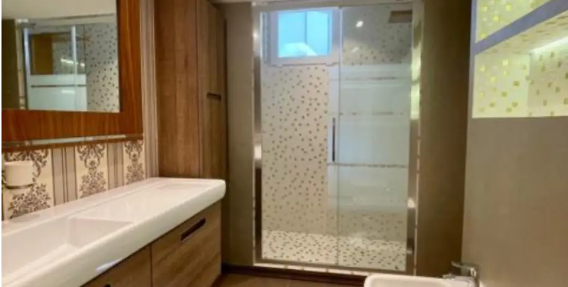 Short-term rent of detached villa in Marbella 34