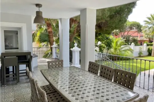 Image 4 thumb