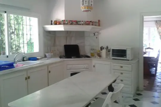 Image 4 thumb