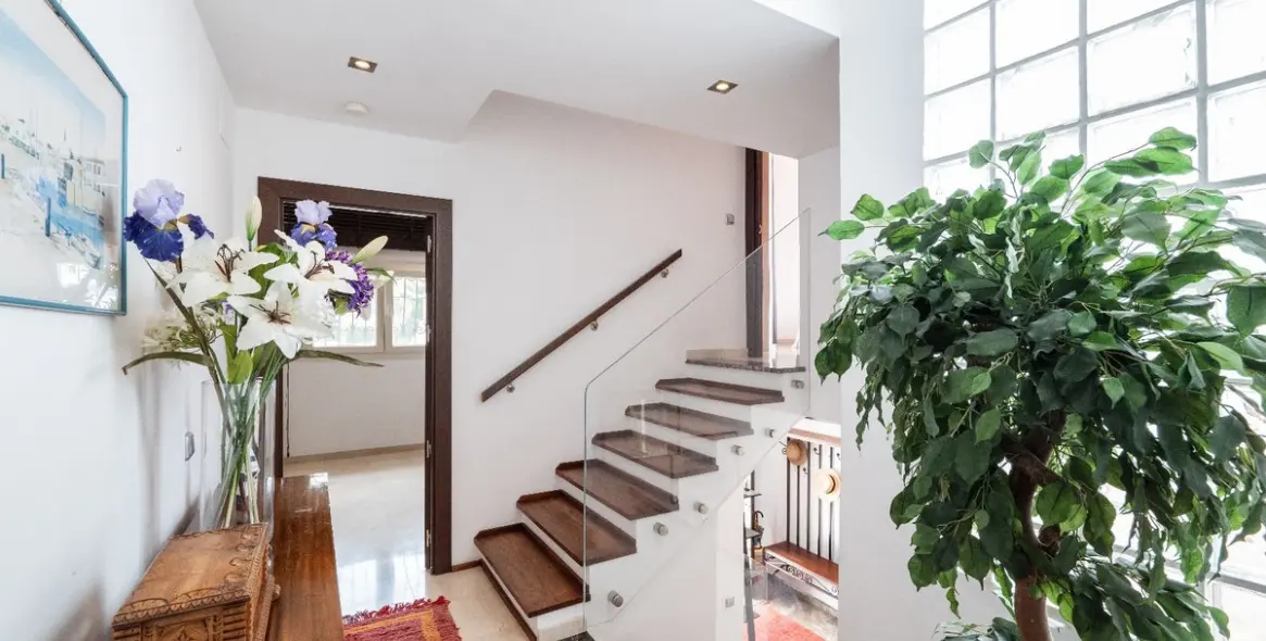 Long-term rent of detached villa in Marbella 4